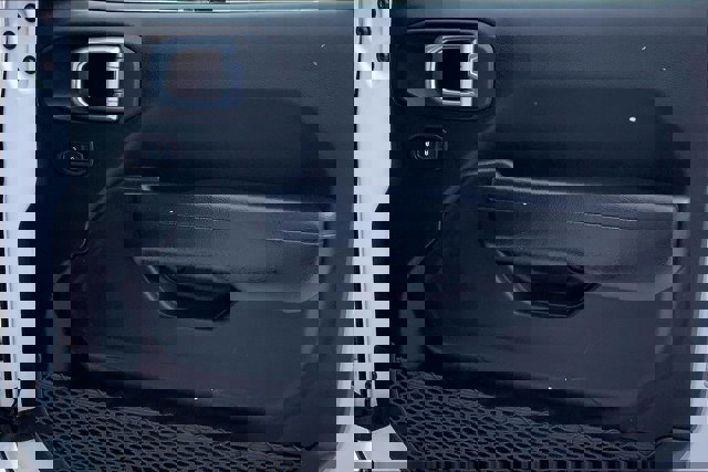 Used 2021 Jeep Wrangler Unlimited Sport image 23