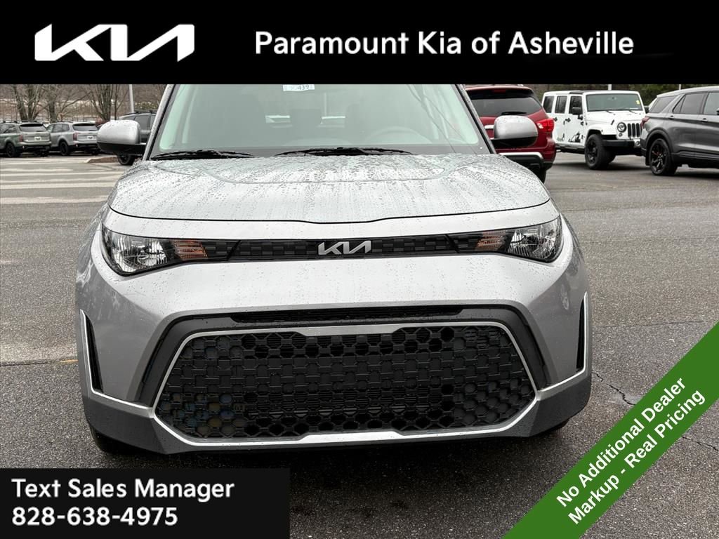 New 2025 Kia Soul LX image 2