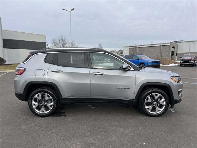 Used 2019 Jeep Compass Limited image 10