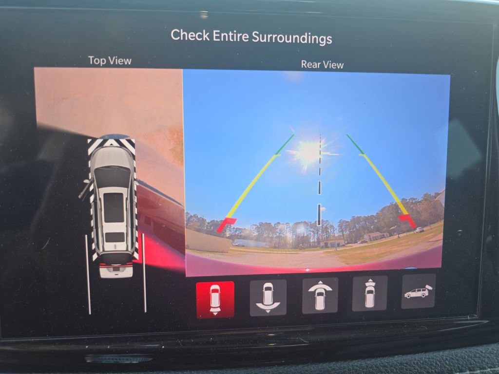 Used 2021 Chrysler Pacifica Touring-L w/ Premium & Safety Sphere Group image 20