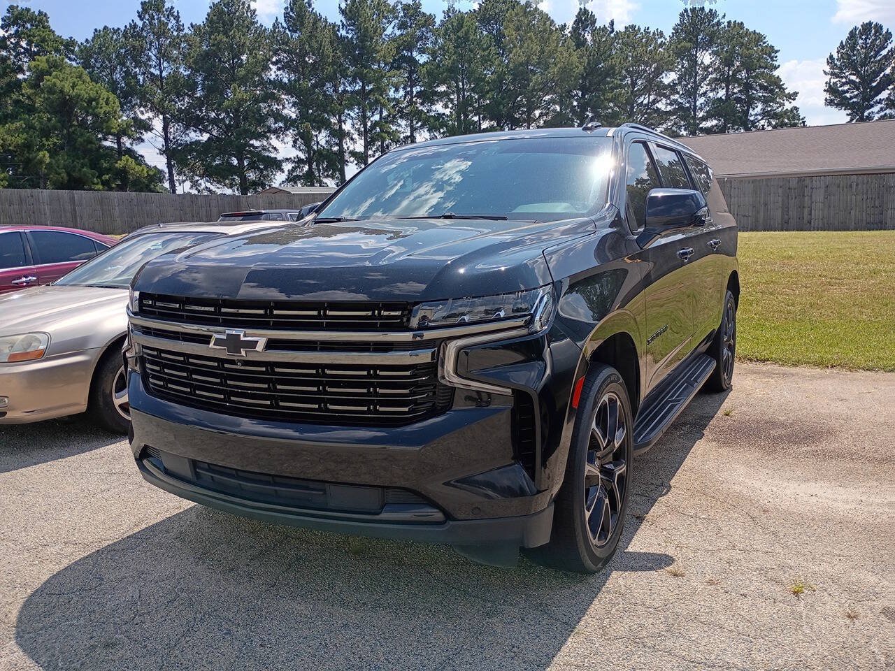 Used 2022 Chevrolet Suburban RST w/ Luxury Package