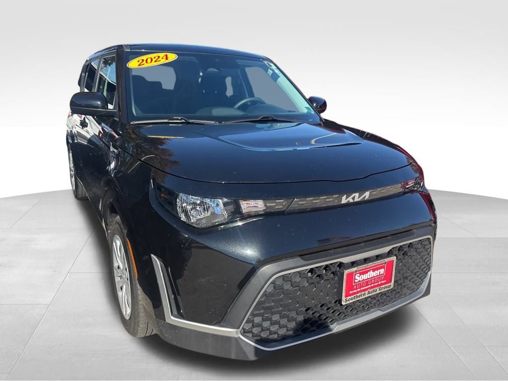 Certified 2024 Kia Soul LX image 7