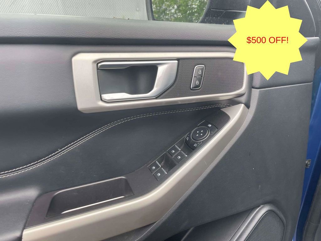Used 2023 Ford Explorer XLT w/ Equipment Group 202A AWD/4WD image 18