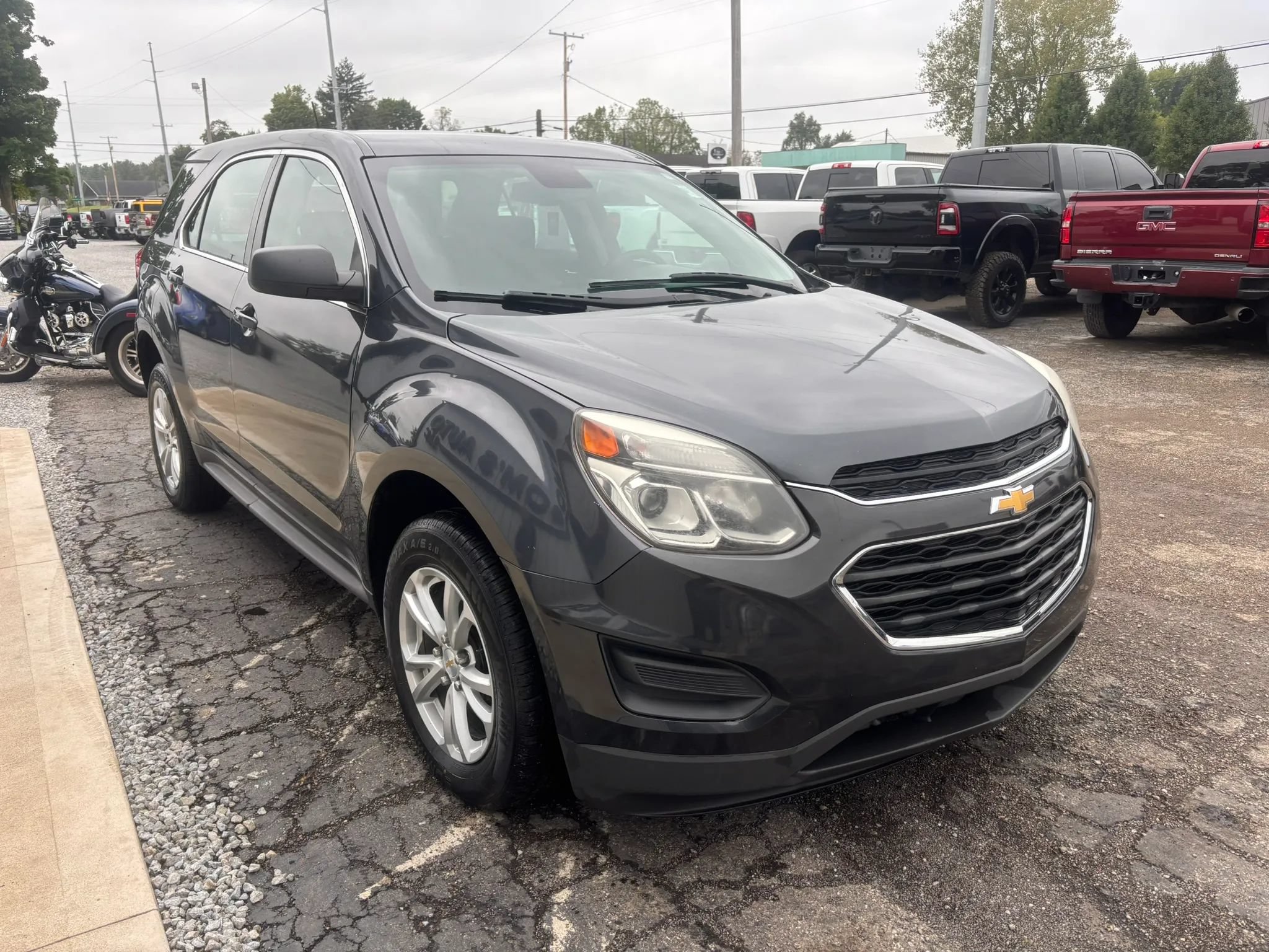 Used 2017 Chevrolet Equinox LS AWD/4WD image 11