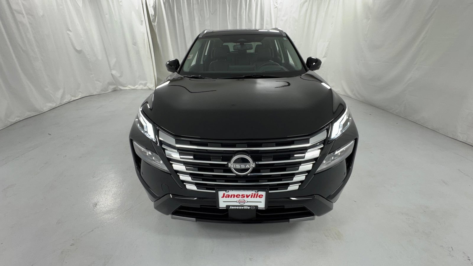 Certified 2026 Nissan Rogue Platinum w/ Platinum Premium Package AWD/4WD image 8
