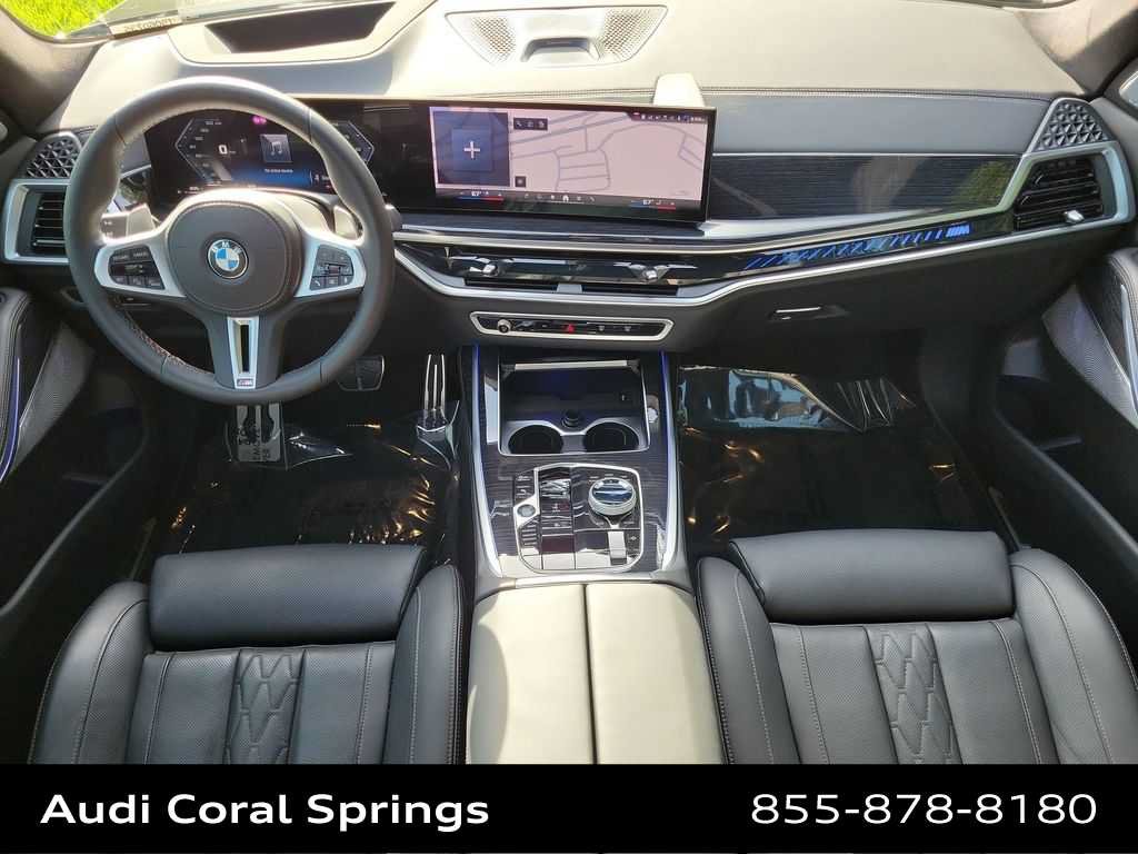 Used 2026 BMW X7 M60i AWD/4WD image 18