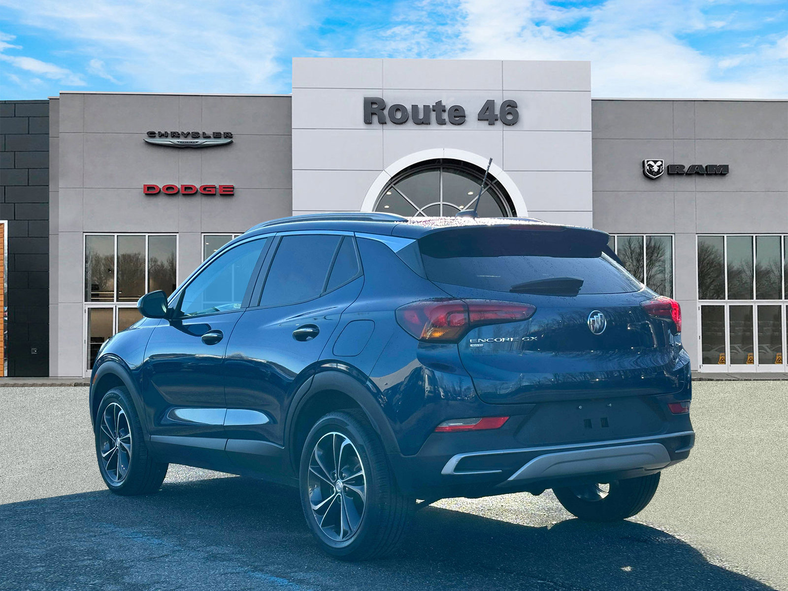 Used 2021 Buick Encore GX Select image 4