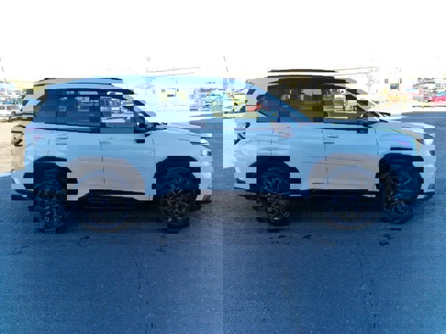 Used 2025 Subaru Forester Sport image 2