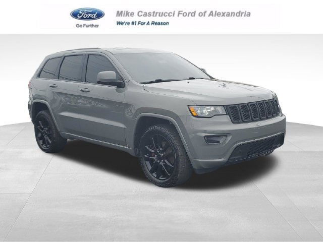Used 2021 Jeep Grand Cherokee Laredo X AWD/4WD image 1