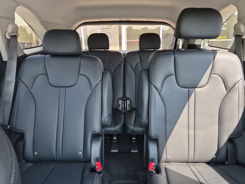 Used 2025 Kia Sorento EX AWD/4WD image 30