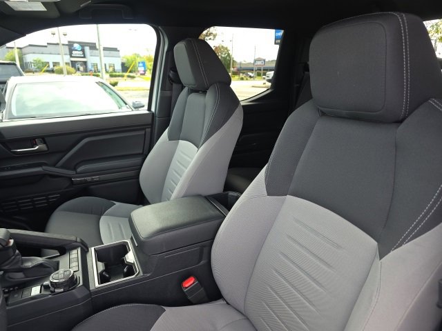 Used 2024 Toyota Tacoma TRD Off-Road image 12