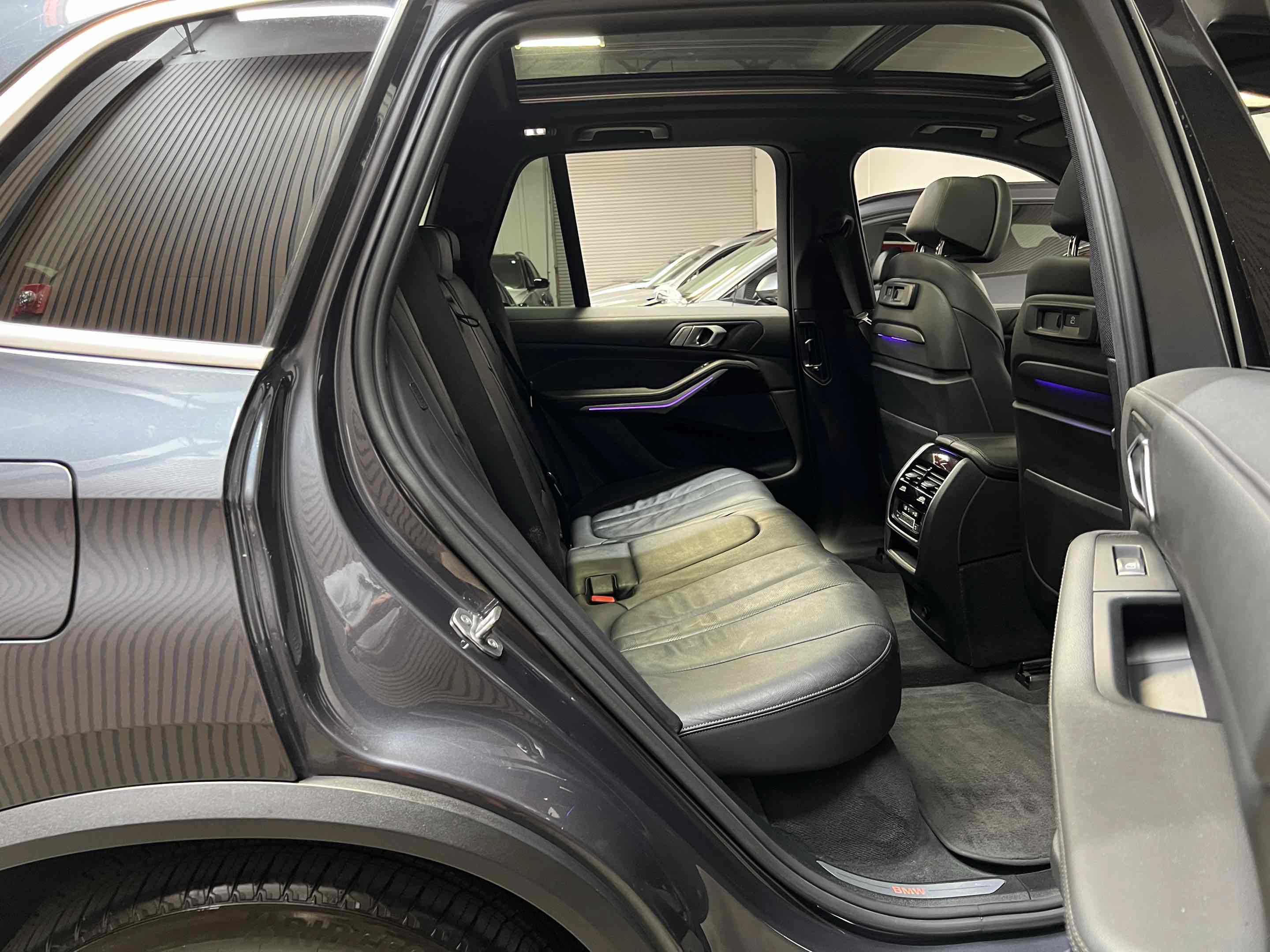 Used 2020 BMW X5 sDrive40i w/ Premium Package RWD image 42