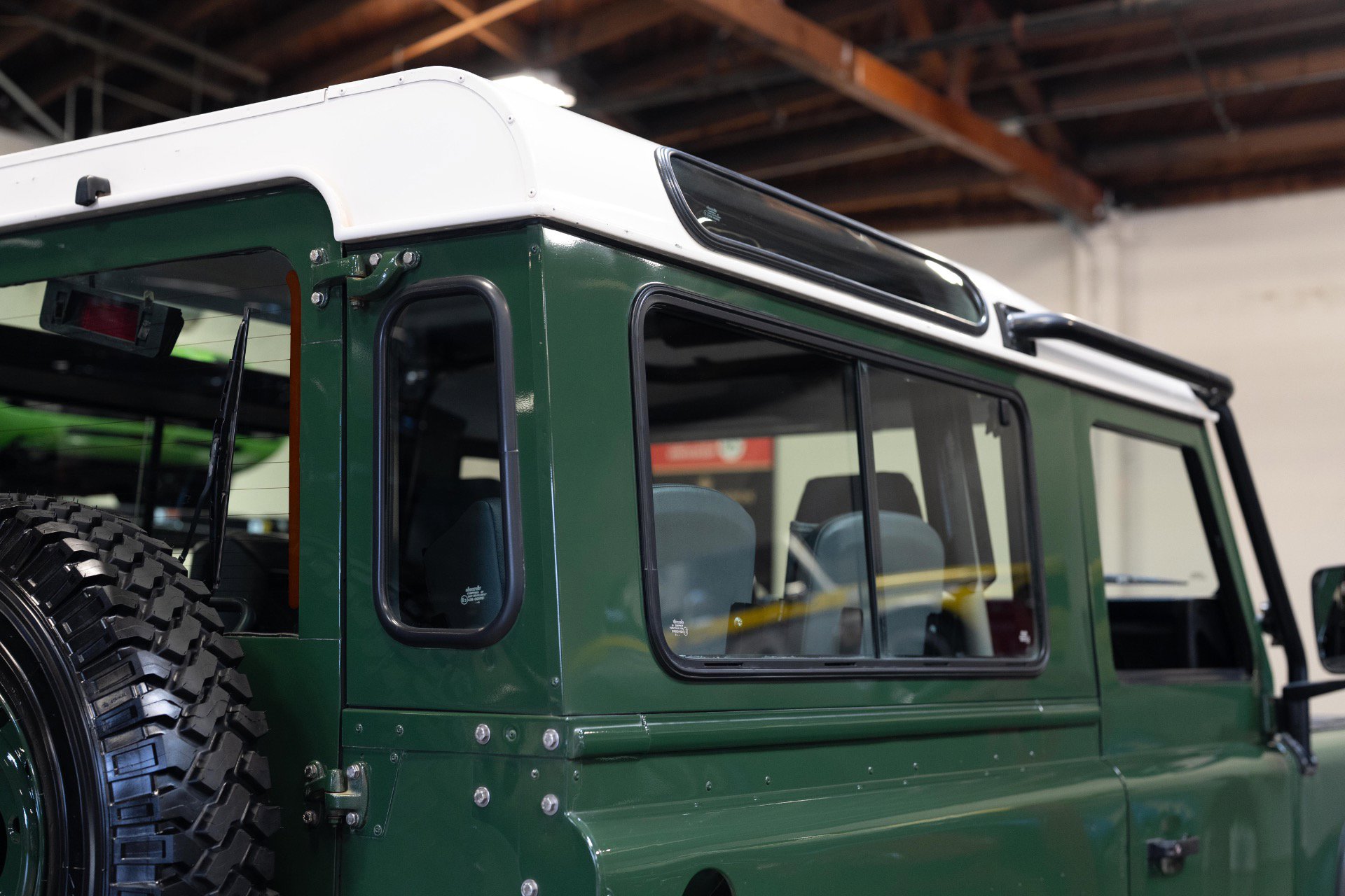 Used 1997 Land Rover Defender 90 image 46