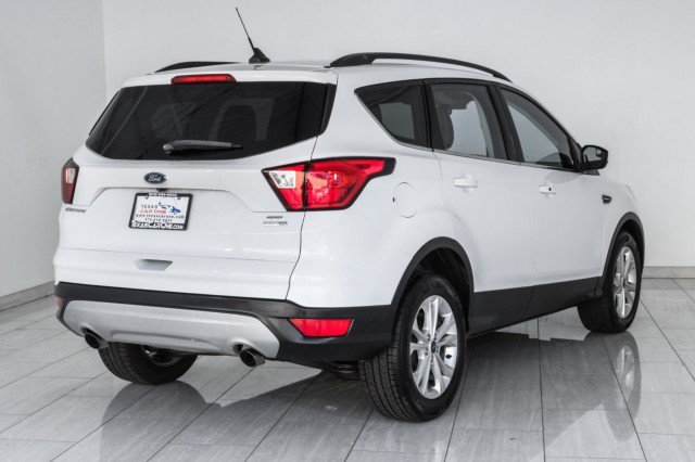 Used 2019 Ford Escape SEL AWD/4WD image 6