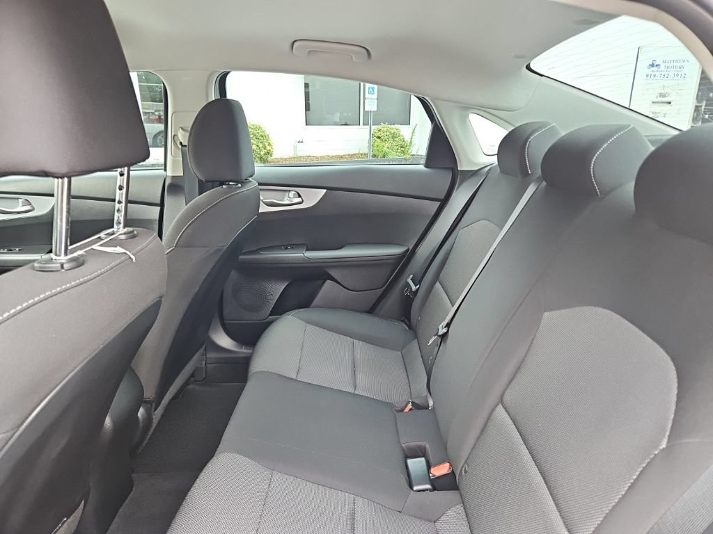 Used 2024 Kia Forte LXS w/ LXS Technology Package FWD image 23