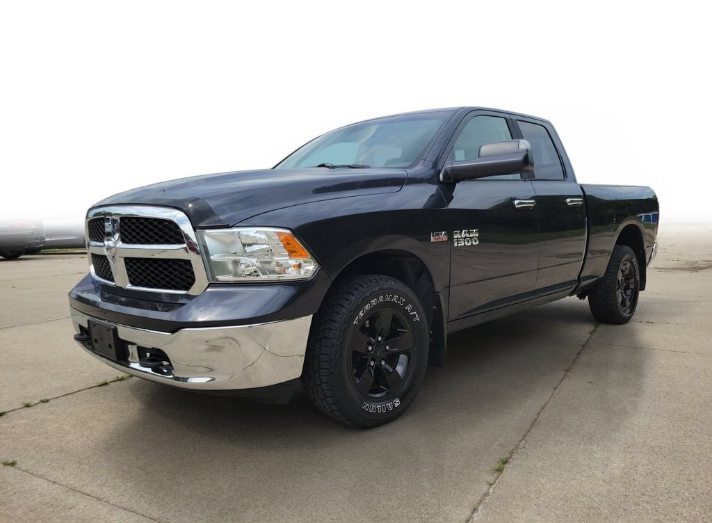 Used 2017 RAM 1500 Classic SLT AWD/4WD image 2