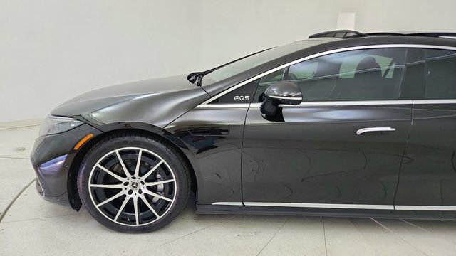 Used 2022 Mercedes-Benz EQS 450+ Sedan image 9