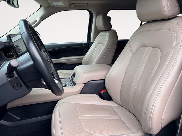 Used 2023 Ford Expedition Limited image 9