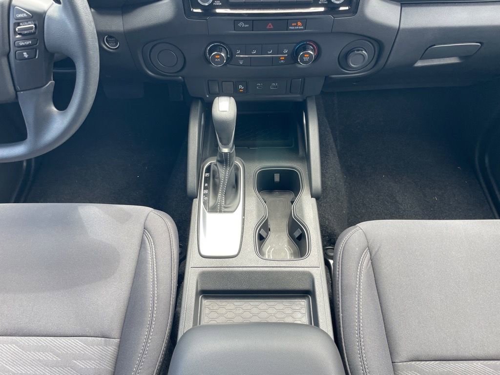 Used 2024 Nissan Frontier SV w/ Technology Package image 17