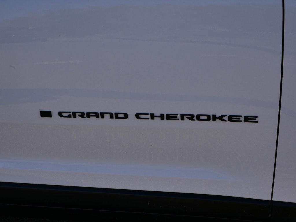 New 2025 Jeep Grand Cherokee Laredo image 53