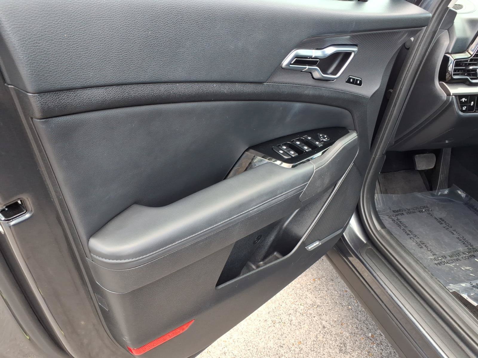 Used 2023 Kia Sportage SX FWD image 9