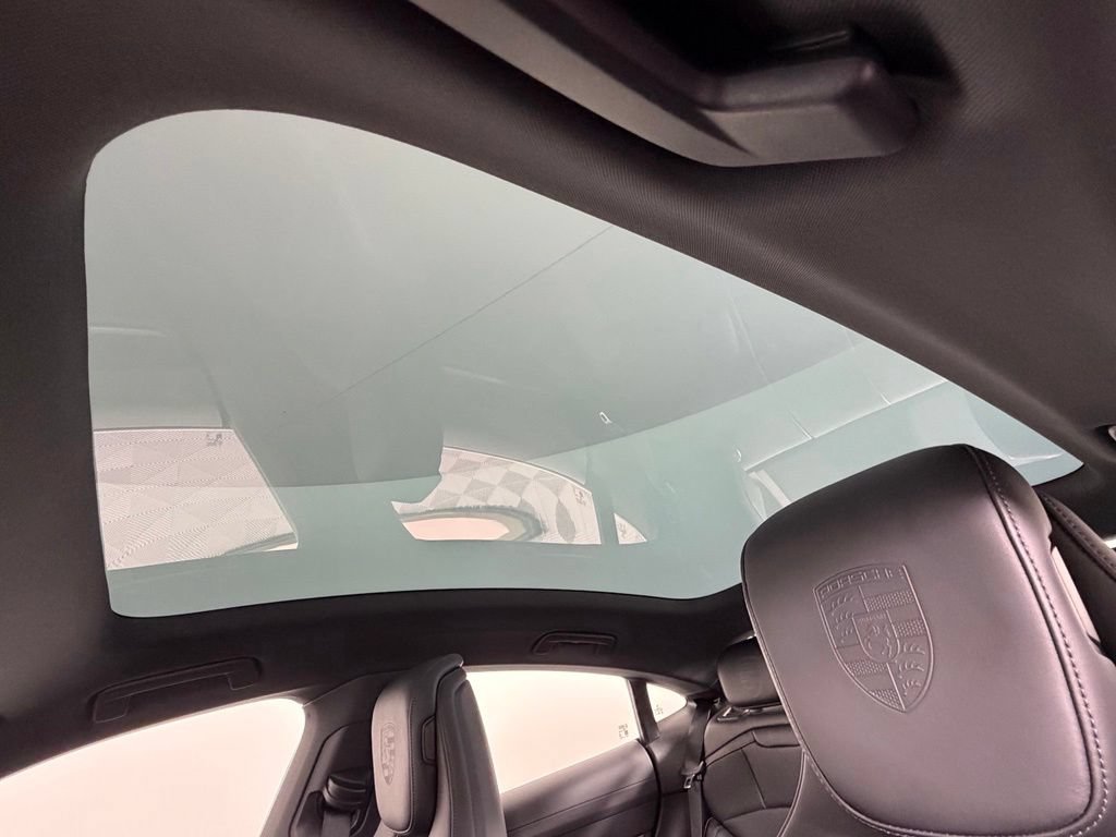 Certified 2026 Porsche Taycan RWD image 21