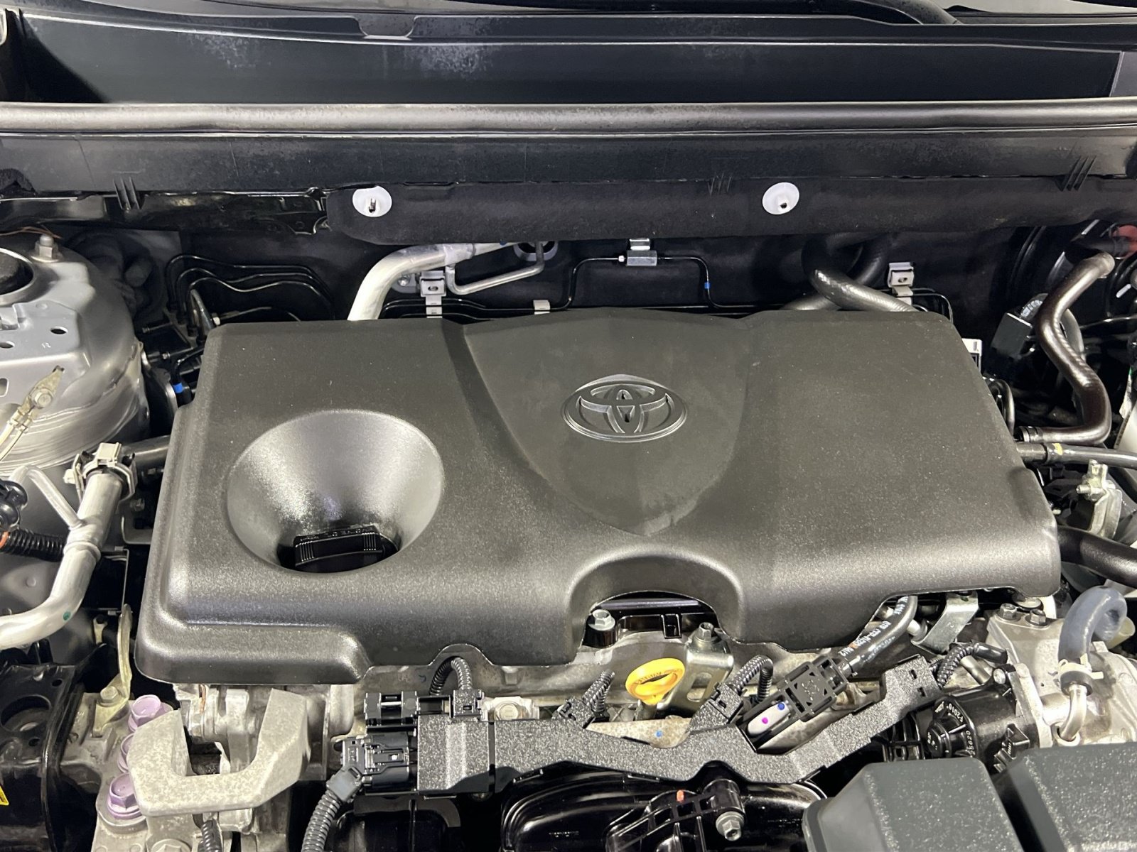 Used 2023 Toyota RAV4 XLE w/ Convenience Package AWD/4WD image 29