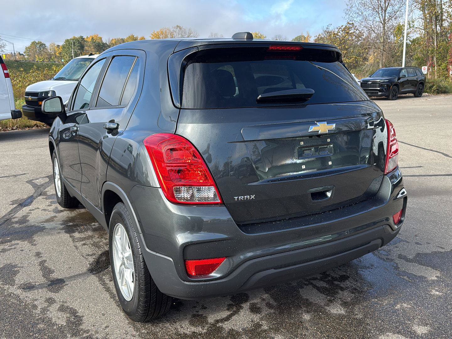 Used 2020 Chevrolet Trax LS w/ Tint and Cruise Package FWD image 5