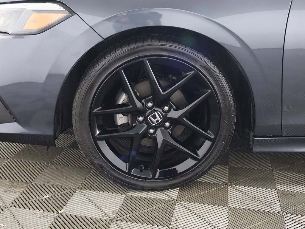 Used 2023 Honda Civic Sport image 18