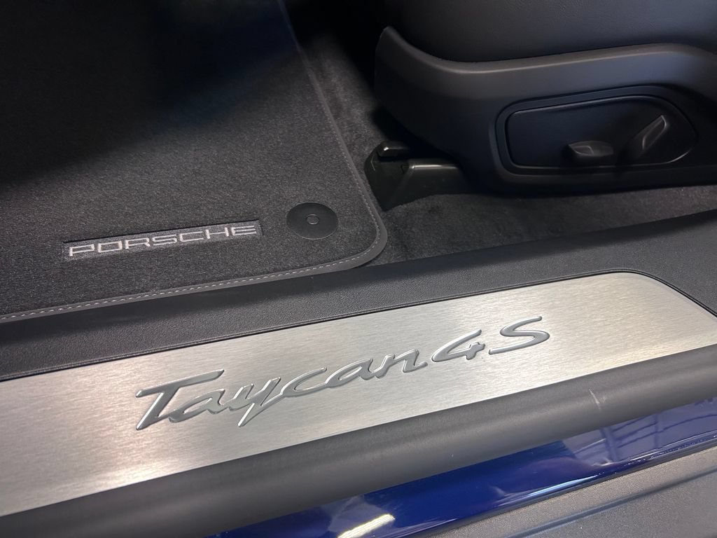 New 2026 Porsche Taycan 4S AWD/4WD image 6