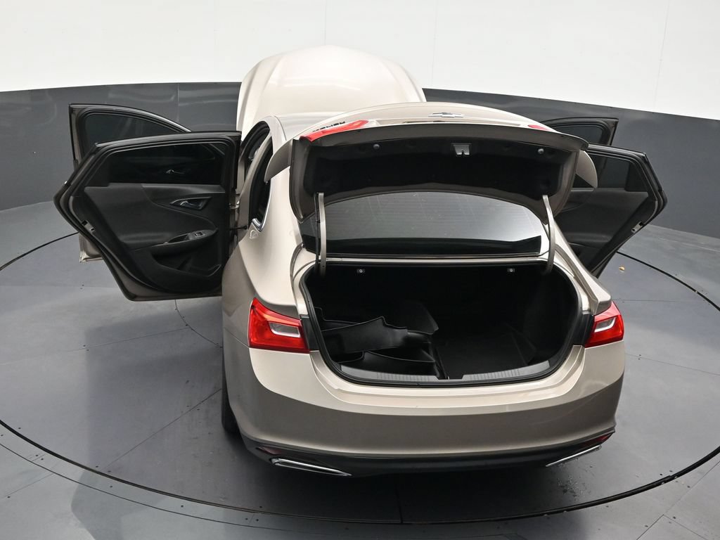 Used 2022 Chevrolet Malibu RS FWD image 40