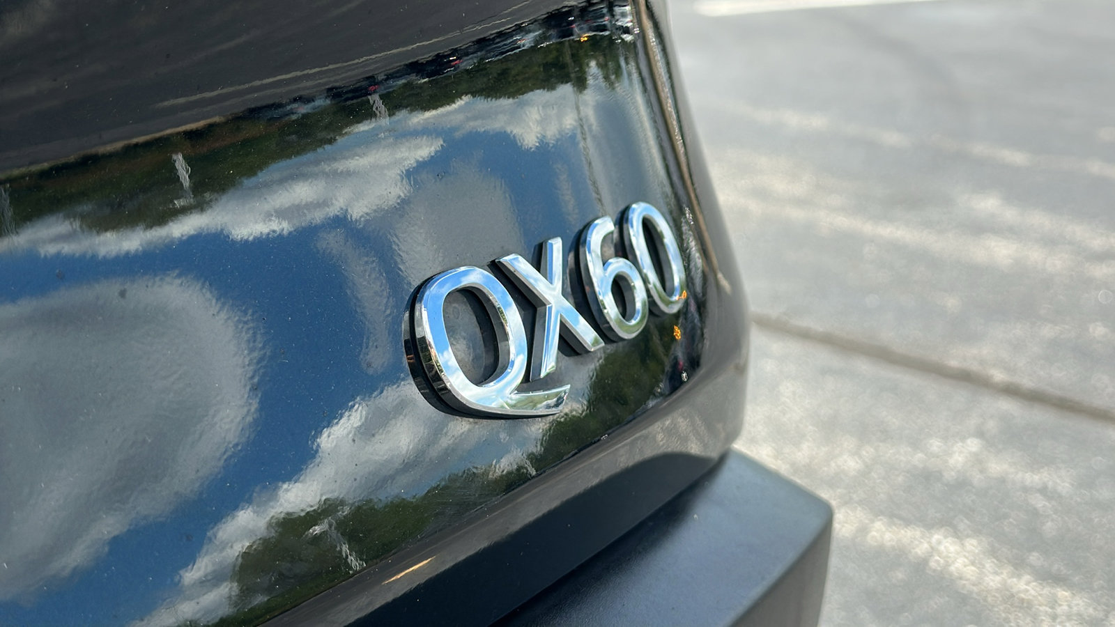 Certified 2024 INFINITI QX60 Pure image 9