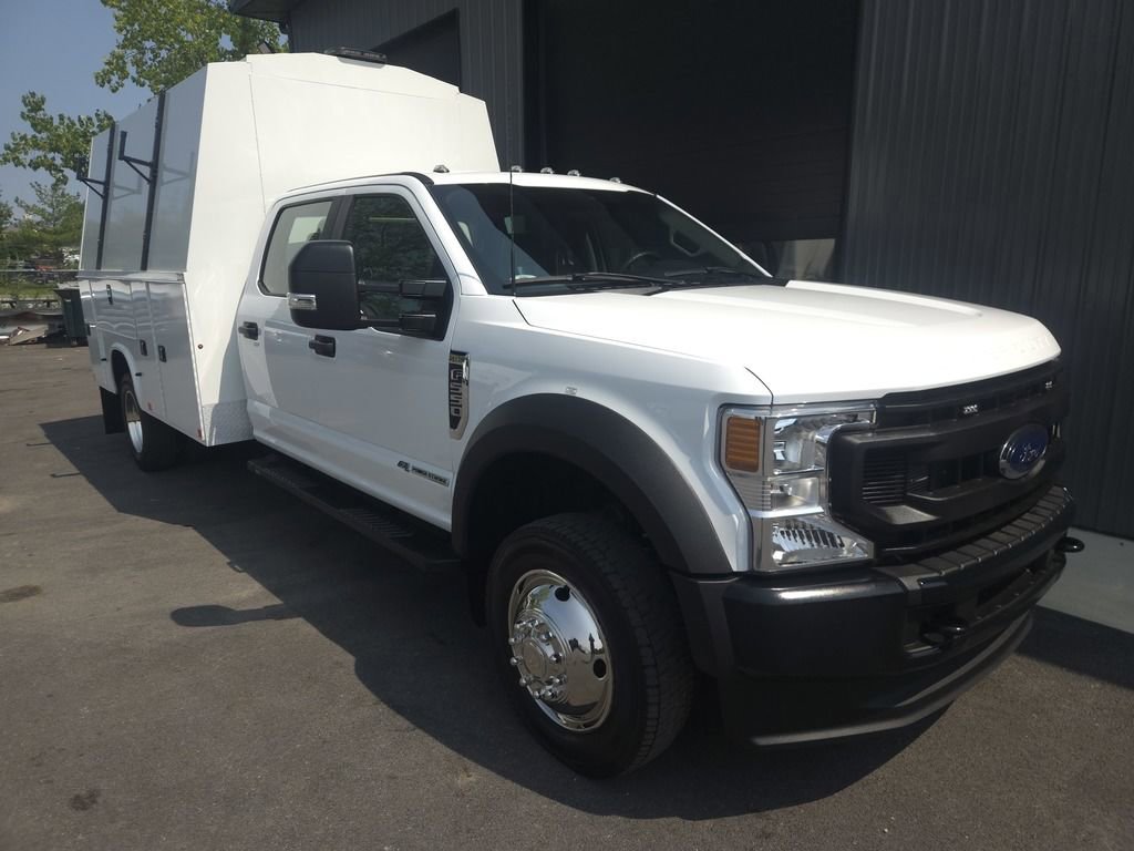 Used 2022 Ford F550 4x4 Crew Cab Super Duty w/ Power Equipment Group image 6