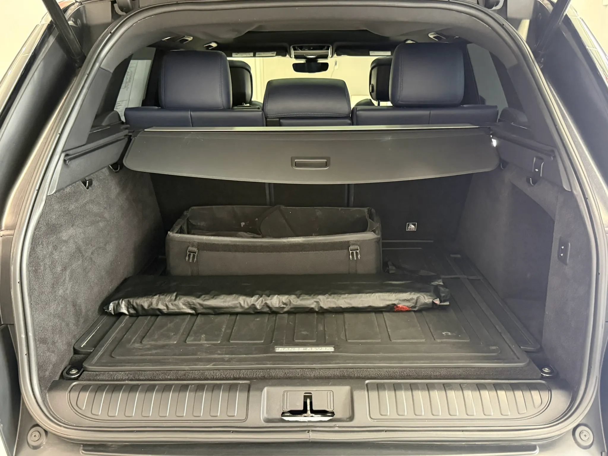 Used 2019 Land Rover Range Rover Sport HSE Dynamic AWD/4WD image 35