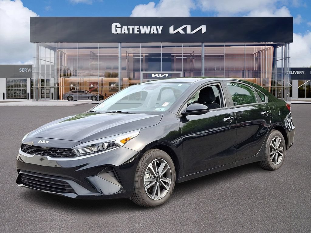 Certified 2023 Kia Forte LXS FWD image 1