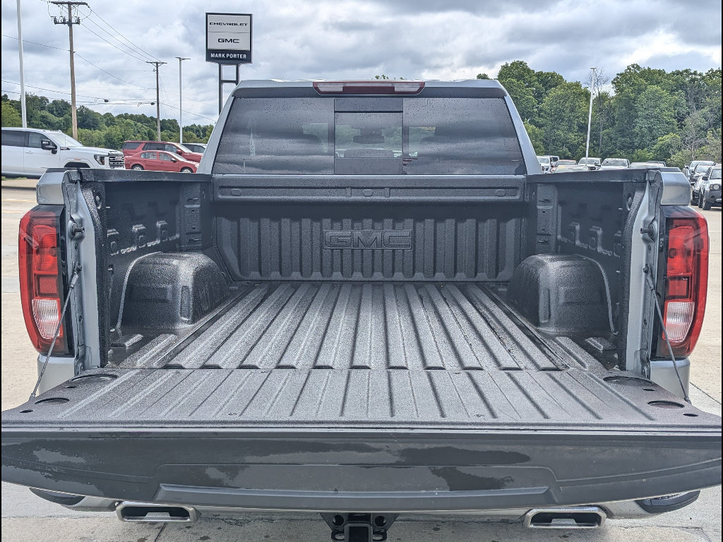 Used 2025 GMC Sierra 1500 Elevation w/ Elevation Premium Package AWD/4WD image 15