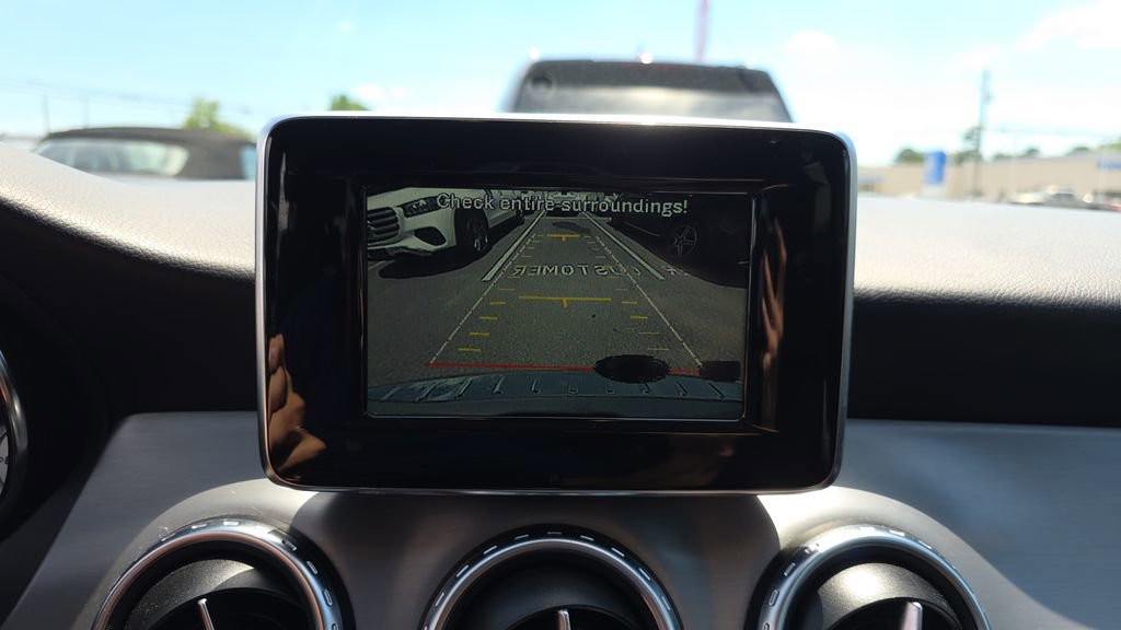 Used 2015 Mercedes-Benz GLA 250 4MATIC image 20