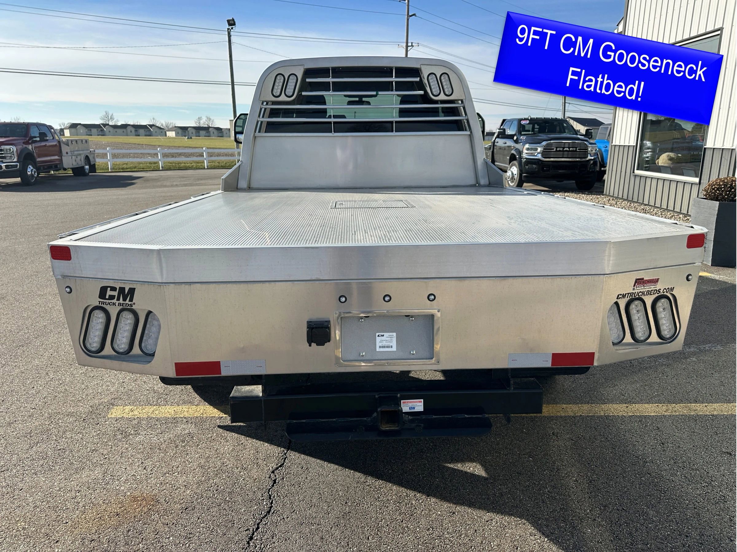 Used 2025 Ford F350 XLT w/ XLT Value Package image 2