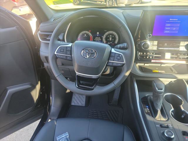 Certified 2026 Toyota Highlander XSE AWD/4WD image 22