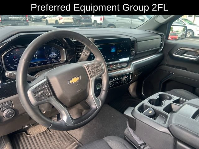 Used 2024 Chevrolet Silverado 1500 LT AWD/4WD image 16