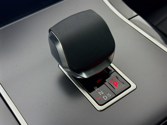 Used 2026 Land Rover Range Rover Evoque S AWD/4WD image 19