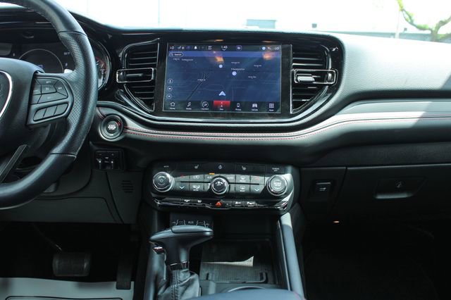 Used 2024 Dodge Durango R/T w/ Trailer Tow Group IV image 17