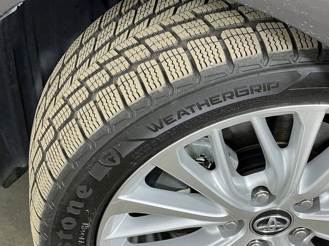 Used 2020 Toyota Camry XLE image 33