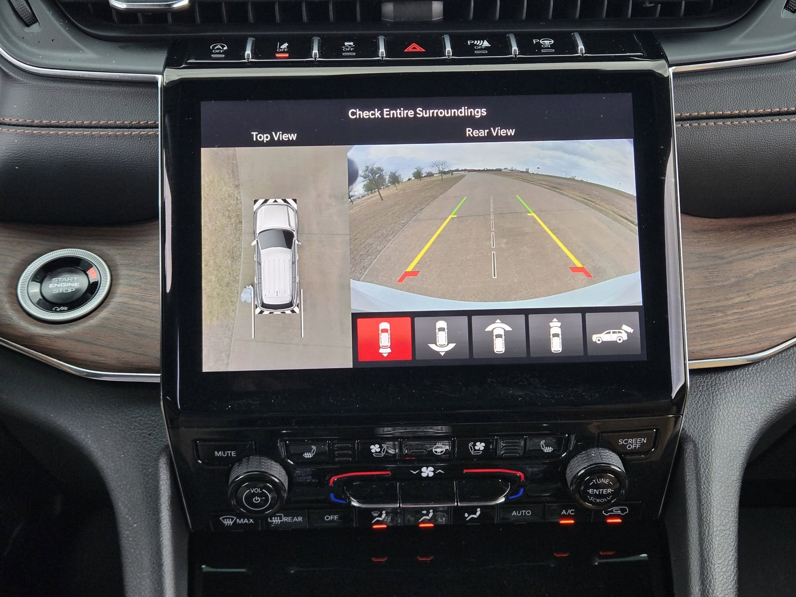 Used 2024 Jeep Grand Cherokee L Summit w/ High Altitude Package image 21