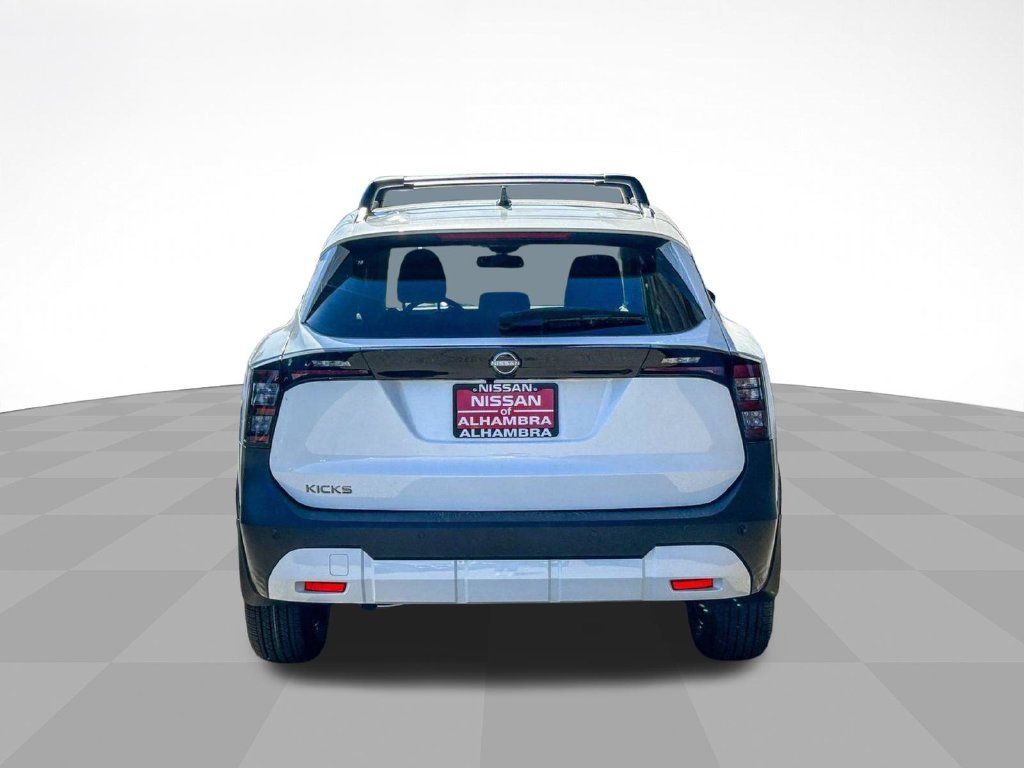 New 2026 Nissan Kicks SV w/ Charging Package FWD image 8
