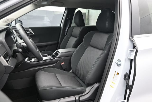 New 2026 Mitsubishi Outlander ES FWD image 6