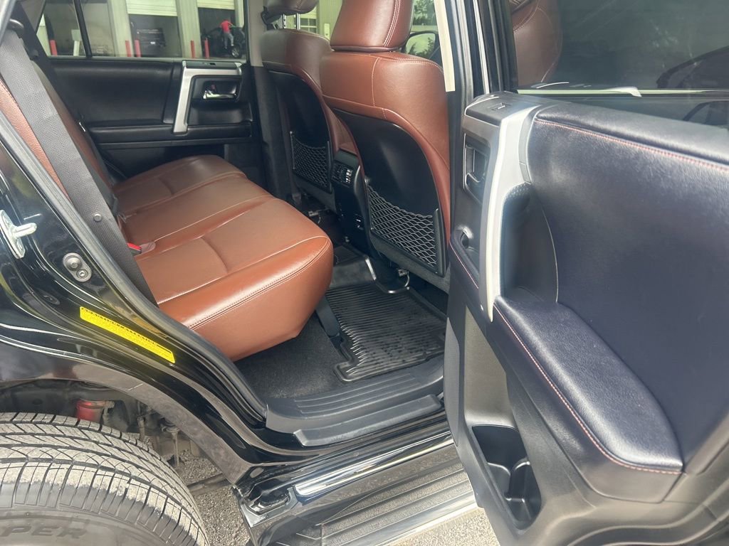 Used 2018 Toyota 4Runner Limited AWD/4WD image 24