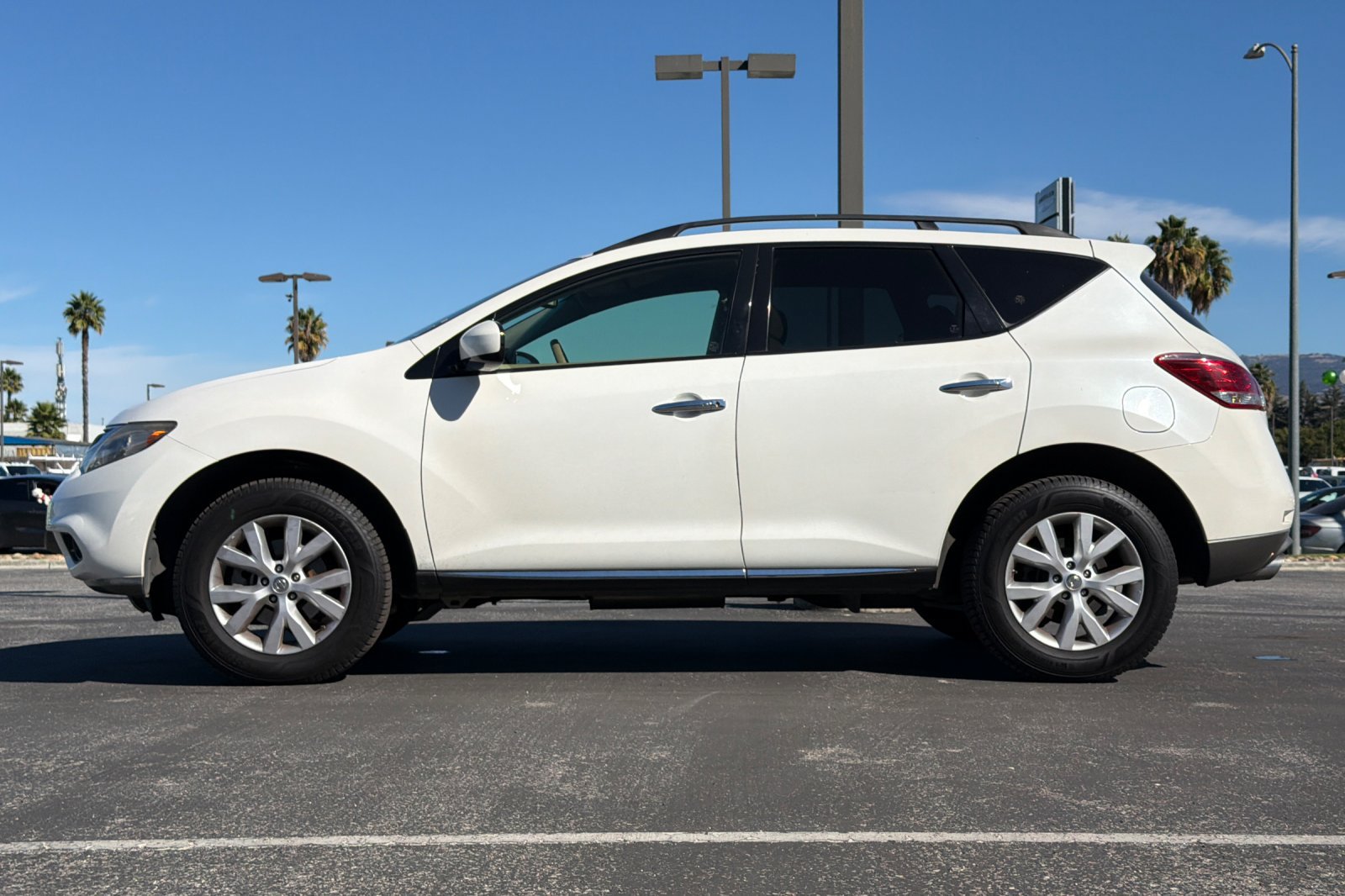 Used 2013 Nissan Murano SV AWD/4WD image 7