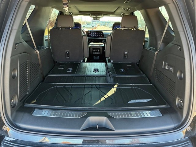 New 2026 Chevrolet Tahoe High Country image 16