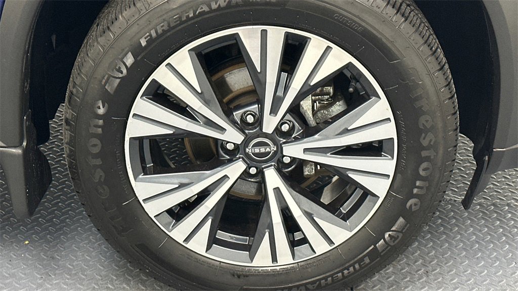 Certified 2023 Nissan Rogue SV w/ SV Premium Package image 21
